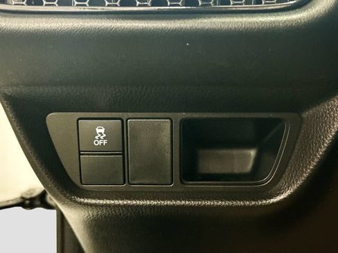 Used 2024 Honda HR-V EX-L image 11