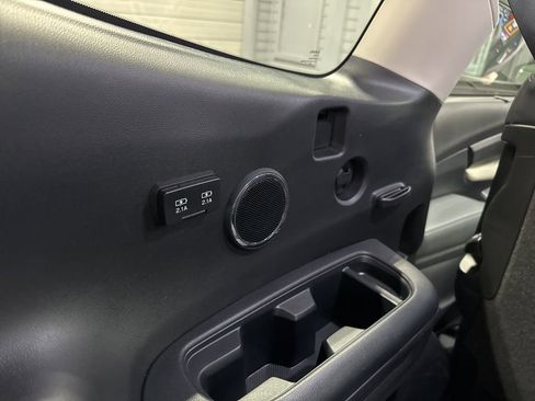 Used 2021 Subaru Ascent Limited w/ Technology Package AWD/4WD image 31