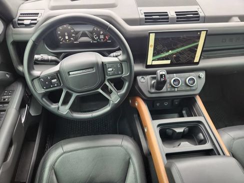 Used 2023 Land Rover Defender 130 X AWD/4WD image 27