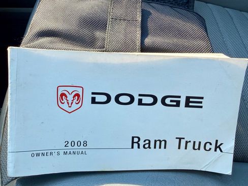 Used 2008 Dodge Ram 1500 Truck ST image 11
