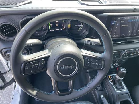 Certified 2024 Jeep Wrangler Unlimited Rubicon 4xe AWD/4WD image 16