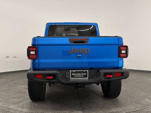 Used 2022 Jeep Gladiator Rubicon w/ LED Lighting Group AWD/4WD image 9