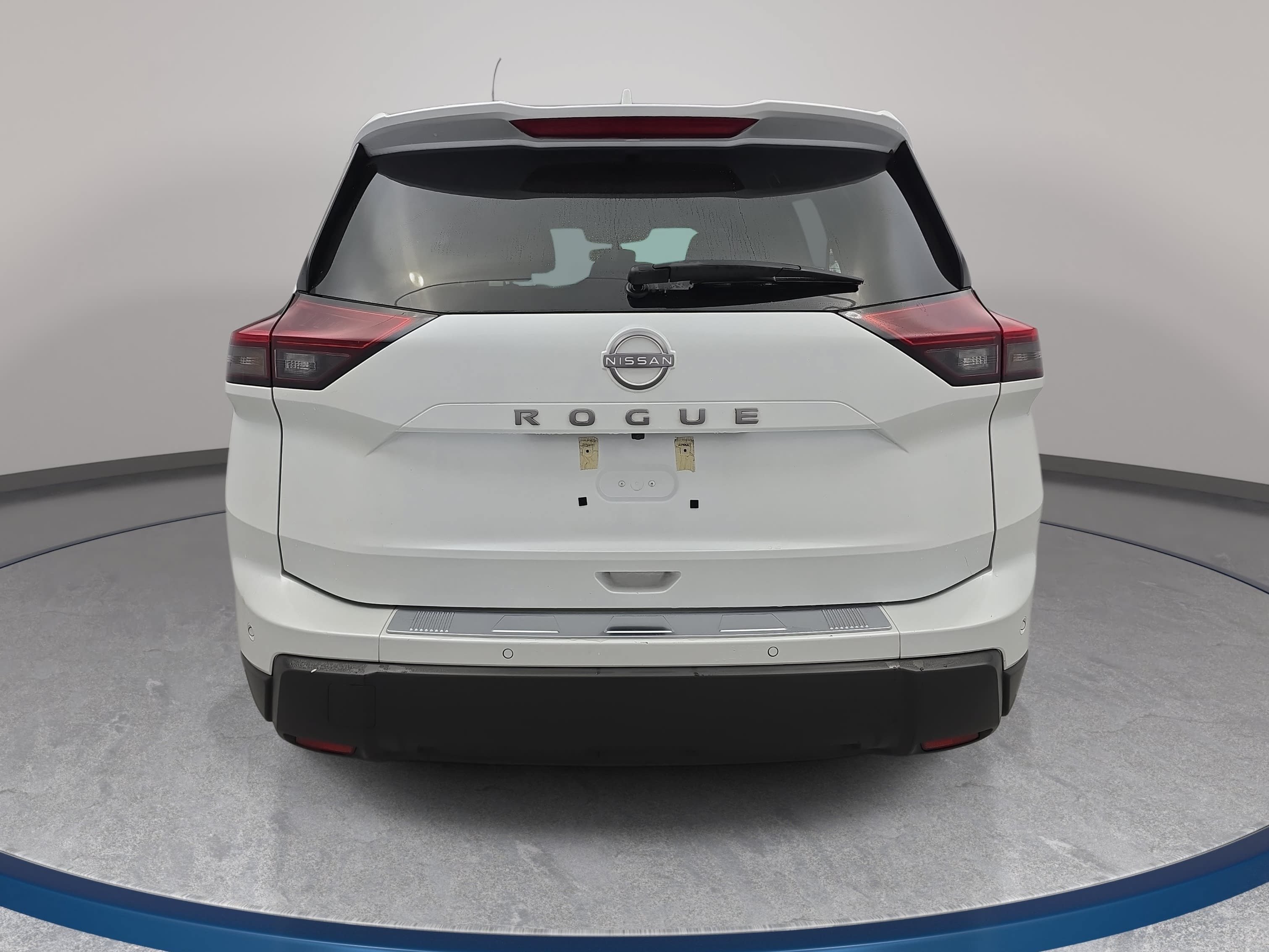 Certified 2025 Nissan Rogue SV FWD image 6