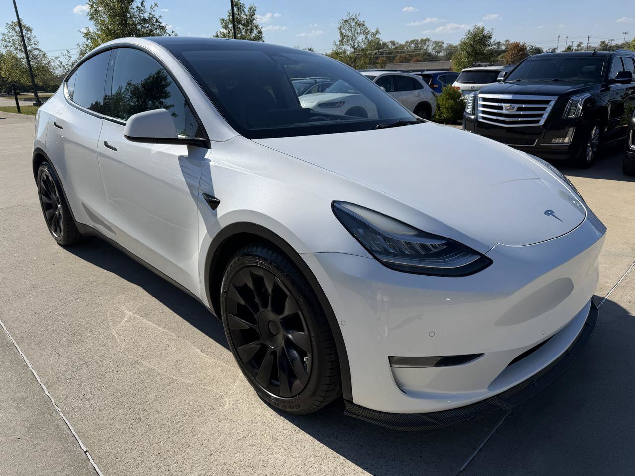 Used 2021 Tesla Model Y Long Range AWD/4WD image 3
