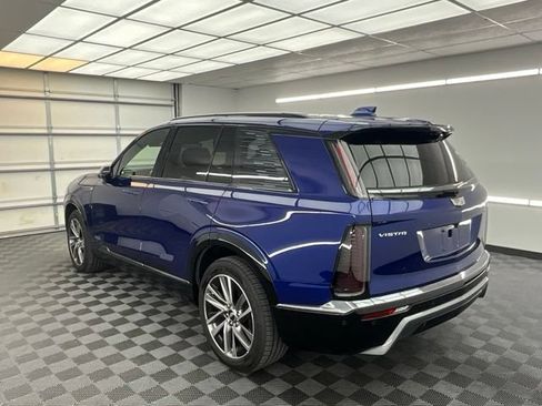 Used 2026 Cadillac Vistiq Sport w/ LPO, Floor Liner Package AWD/4WD image 22