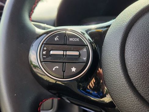Used 2024 Kia Soul GT-Line FWD image 25