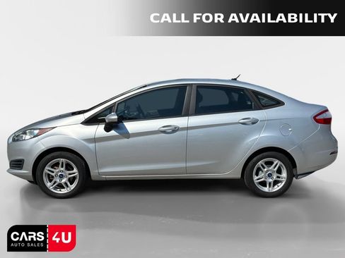 Used 2019 Ford Fiesta SE FWD image 4