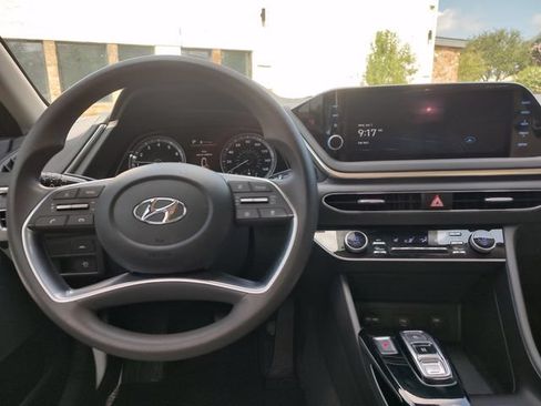 Used 2023 Hyundai Sonata SEL FWD image 10