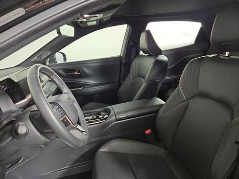 Used 2024 Toyota Crown Limited image 14