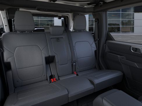 New 2026 Ford Bronco Outer Banks AWD/4WD image 11