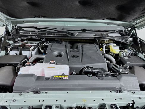 New 2026 Toyota Tundra SR5 AWD/4WD image 29