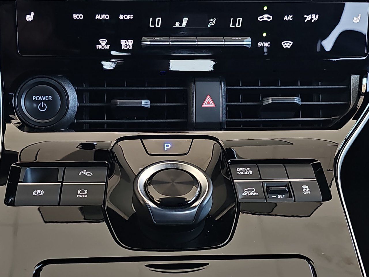 Certified 2023 Subaru Solterra AWD image 26