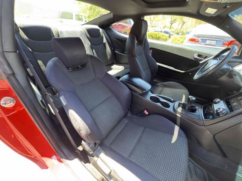 Used 2010 Hyundai Genesis 2.0T RWD image 38