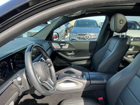 Certified 2022 Mercedes-Benz GLS 450 4MATIC image 11