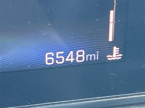 Used 2024 Chevrolet TrailBlazer LT w/ LT Cold Weather Package image 12