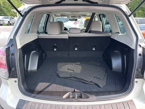 Used 2018 Subaru Forester 2.5i Premium AWD/4WD image 7