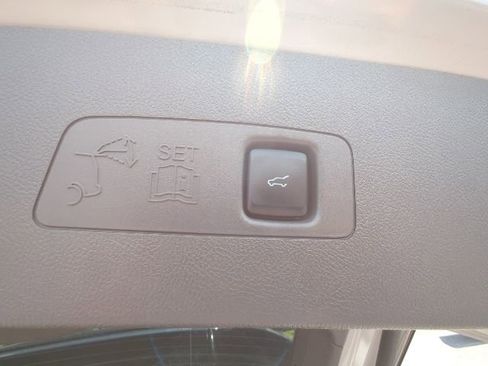 Used 2020 Lincoln Corsair Reserve FWD image 36