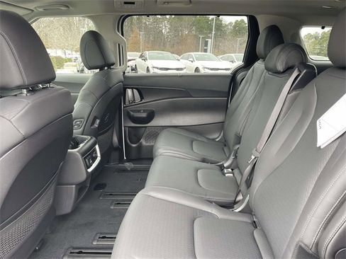 New 2026 Kia Carnival SX Prestige image 26