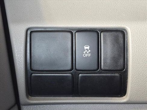 Used 2014 Honda Odyssey LX image 16