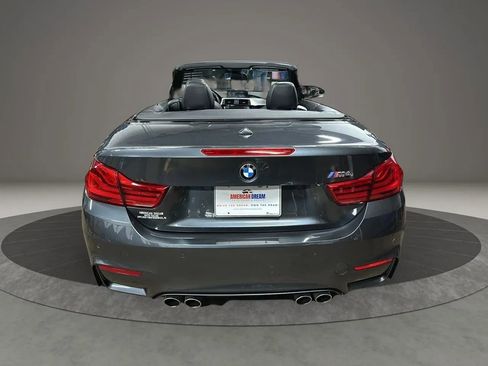 Used 2018 BMW M4 Convertible image 4