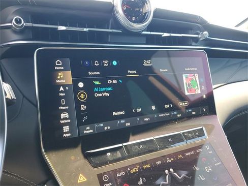 New 2024 Maserati Grecale GT image 24