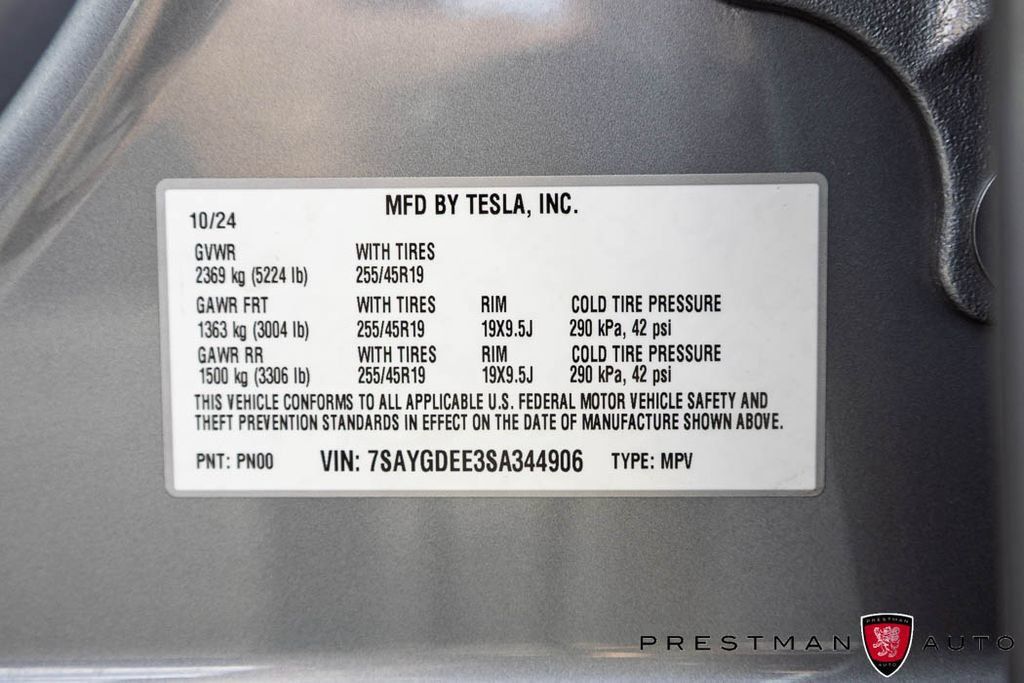 Used 2025 Tesla Model Y Long Range AWD/4WD image 39