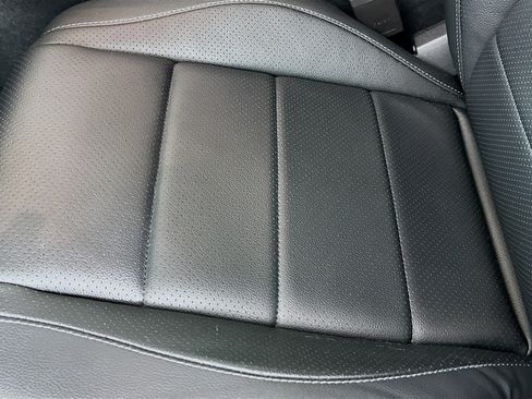 Certified 2021 Mercedes-Benz GLE 350 4MATIC w/ Premium Package image 25