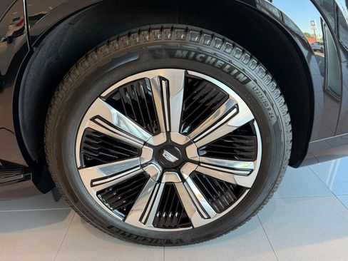 New 2026 Cadillac Escalade IQL Luxury image 5