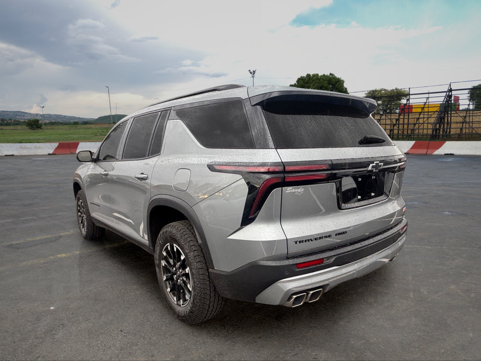 Used 2024 Chevrolet Traverse Z71 w/ LPO, Floor Liner Package AWD/4WD image 4