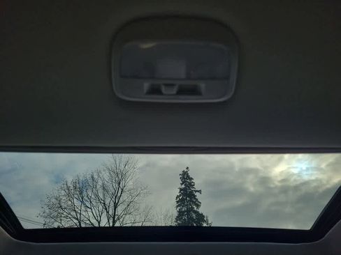 Certified 2023 Subaru Outback Limited image 13