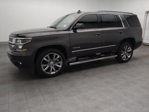 Used 2018 Chevrolet Tahoe LT w/ LT Signature Package RWD image 2
