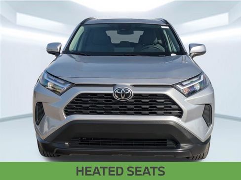Used 2025 Toyota RAV4 XLE w/ Convenience Package FWD image 11