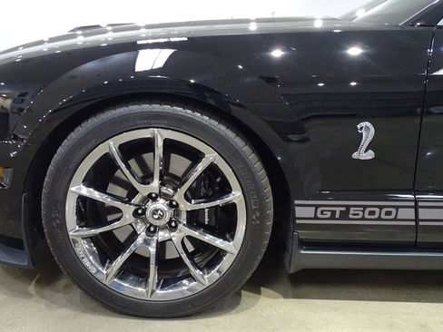 Used 2007 Ford Mustang Shelby GT500 RWD image 29