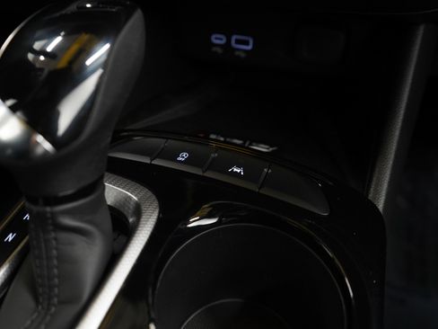 Used 2024 Buick Envista Avenir image 30