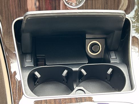 Used 2015 Mercedes-Benz C 300 4MATIC Sedan image 32
