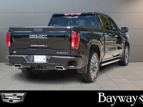 Used 2025 GMC Sierra 1500 Denali Ultimate image 5