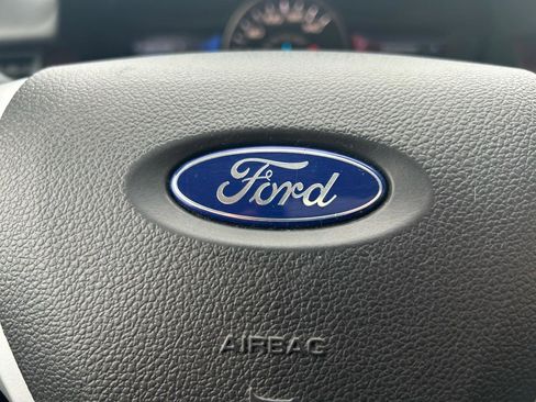 Used 2013 Ford Edge Limited image 21