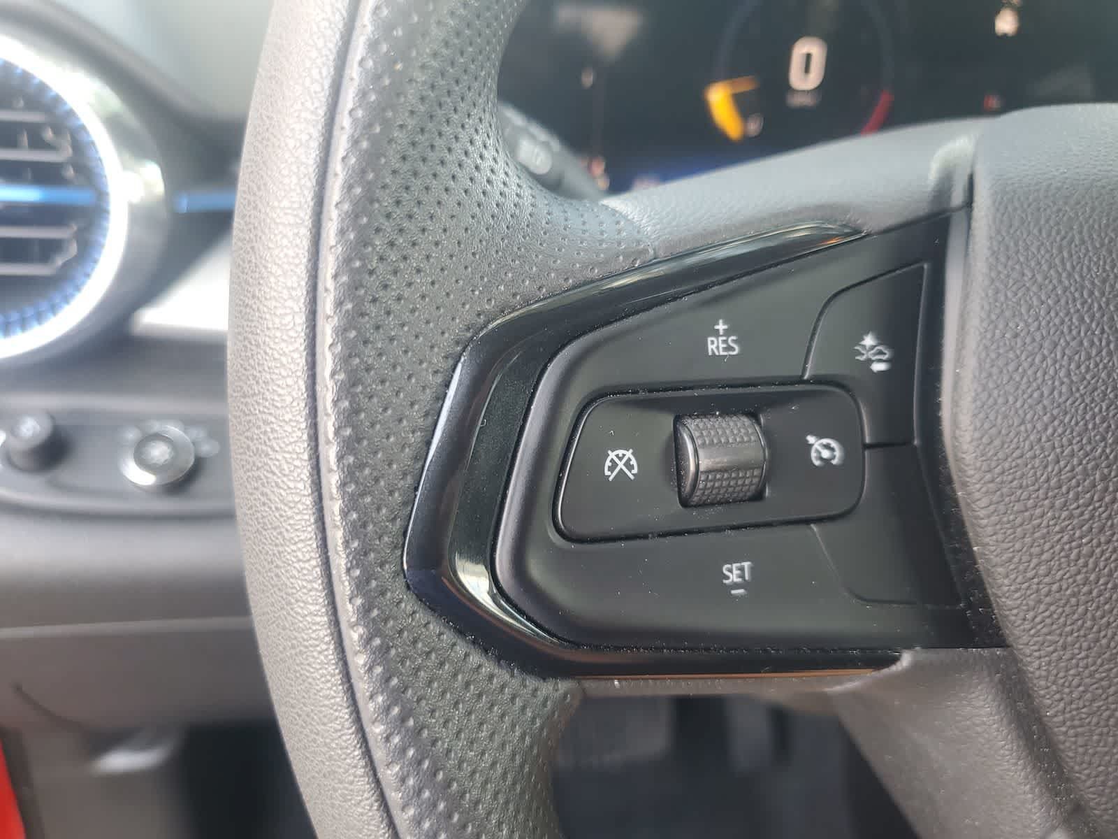 Used 2026 Chevrolet Trax LT FWD image 20