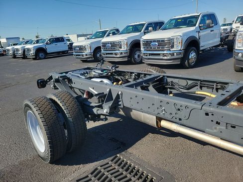 New 2025 Ford F450 XL w/ XL Chrome Package image 7
