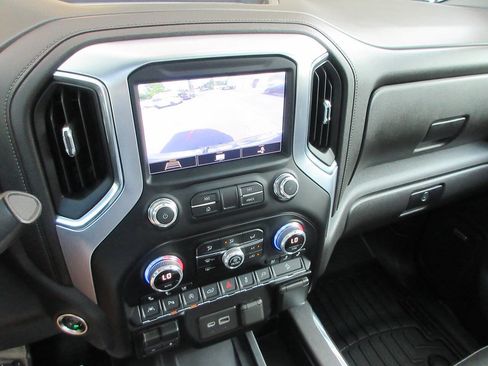 Used 2020 GMC Sierra 1500 SLT w/ SLT Premium Plus Package AWD/4WD image 35
