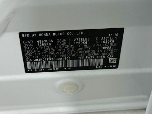 Used 2016 Acura RLX w/ Advance Package FWD image 32