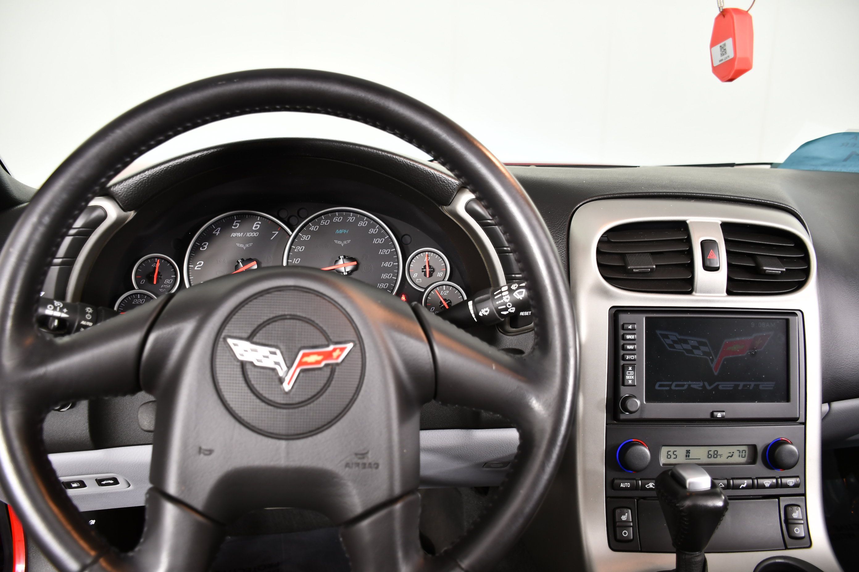 Used 2005 Chevrolet Corvette Coupe w/ Preferred Equipment Group RWD image 20