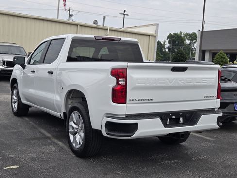 Used 2025 Chevrolet Silverado 1500 Custom RWD image 4