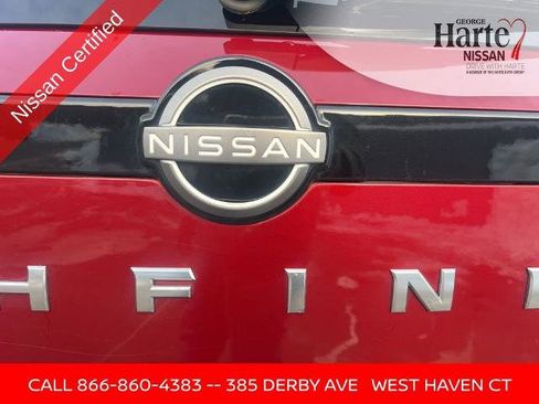 Certified 2022 Nissan Pathfinder SV w/ Cargo Package image 18