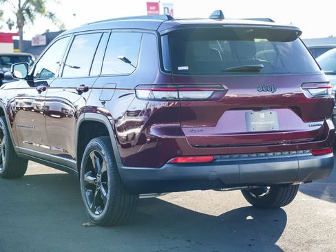 New 2025 Jeep Grand Cherokee L Limited w/ Luxury Tech Group II image 6