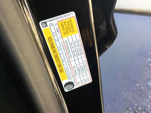 New 2025 Chevrolet Traverse LT w/ Enhanced Driving Package image 40