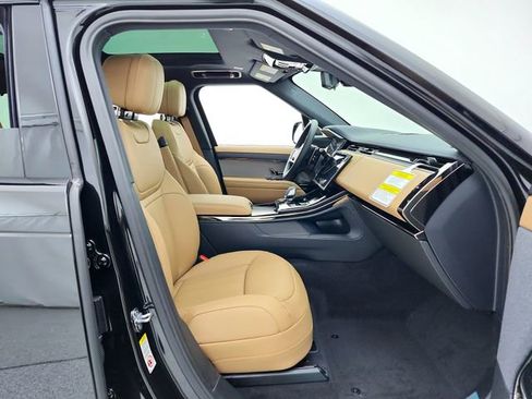 New 2026 Land Rover Range Rover Sport SE AWD/4WD image 18