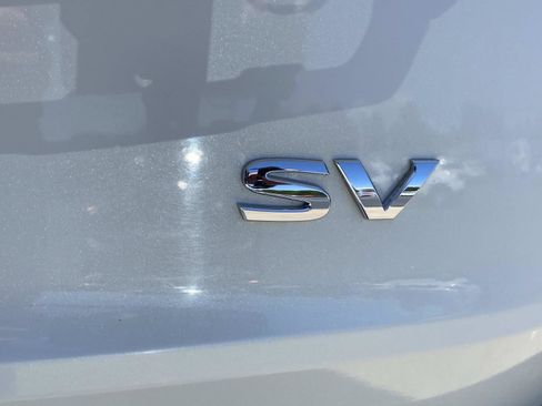 Used 2023 Nissan Rogue SV FWD image 7