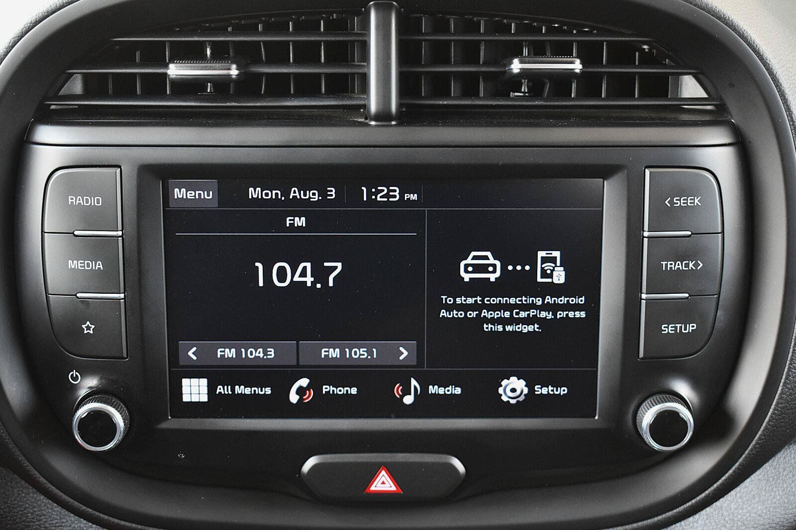 Used 2024 Kia Soul LX w/ Option Group 015 FWD image 25