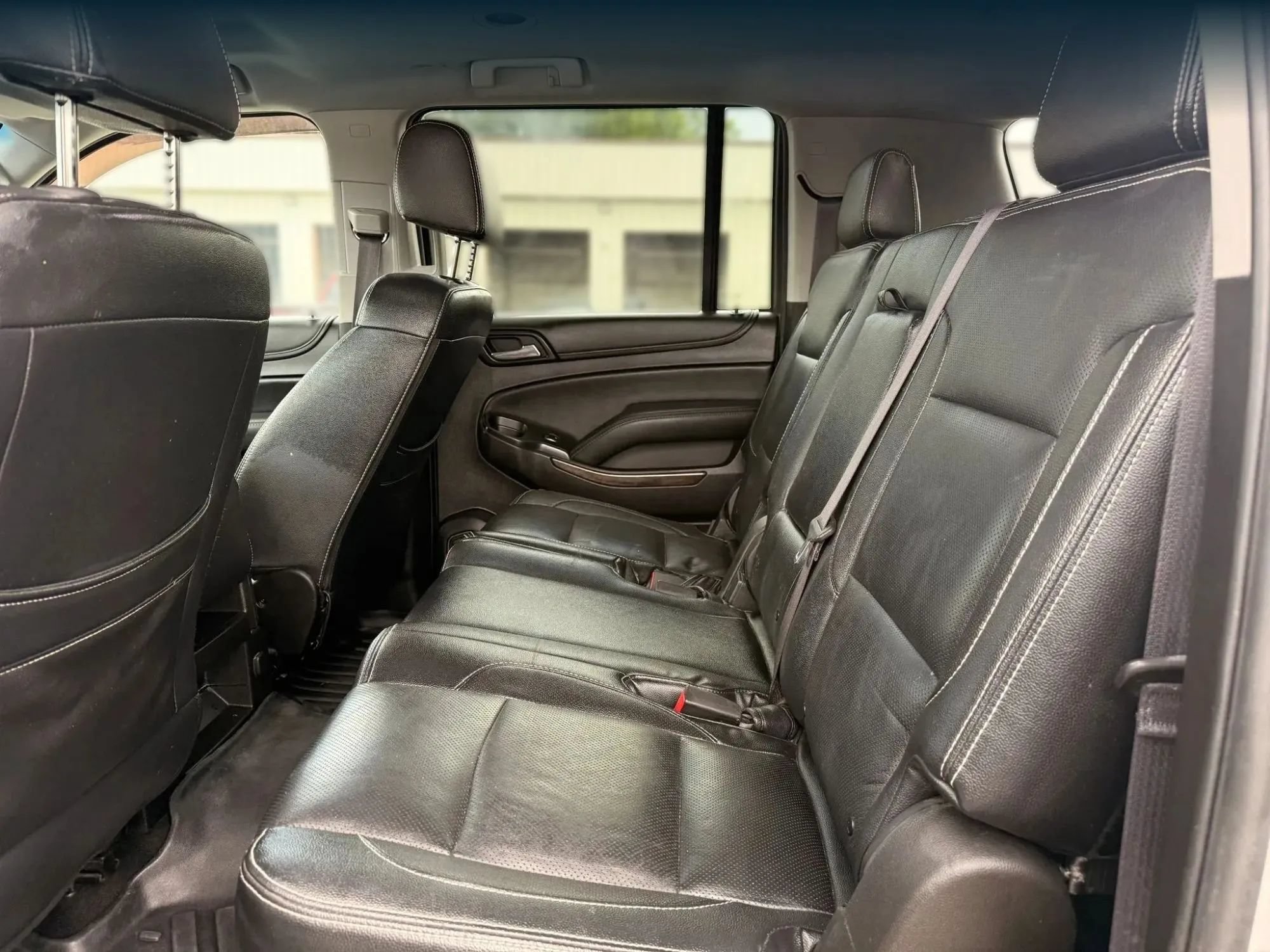 Used 2017 Chevrolet Suburban LS AWD/4WD image 21
